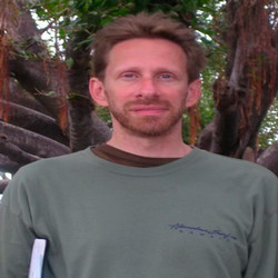 Image of Paul Loeb